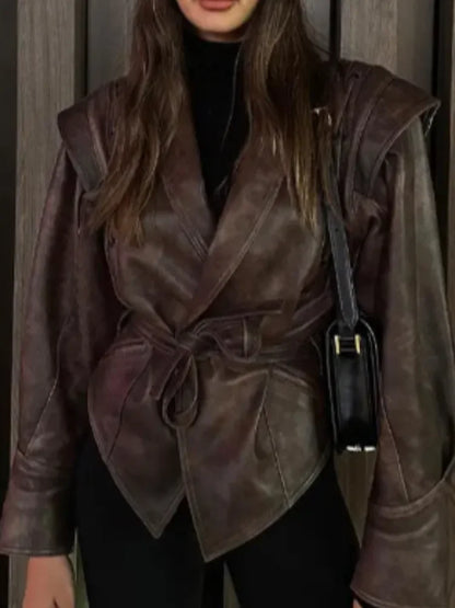 Damen Rote Kontrastlederjacke Eleganz